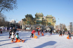 篮球中的“假动作心理学”（篮球假动作的心理学解读）