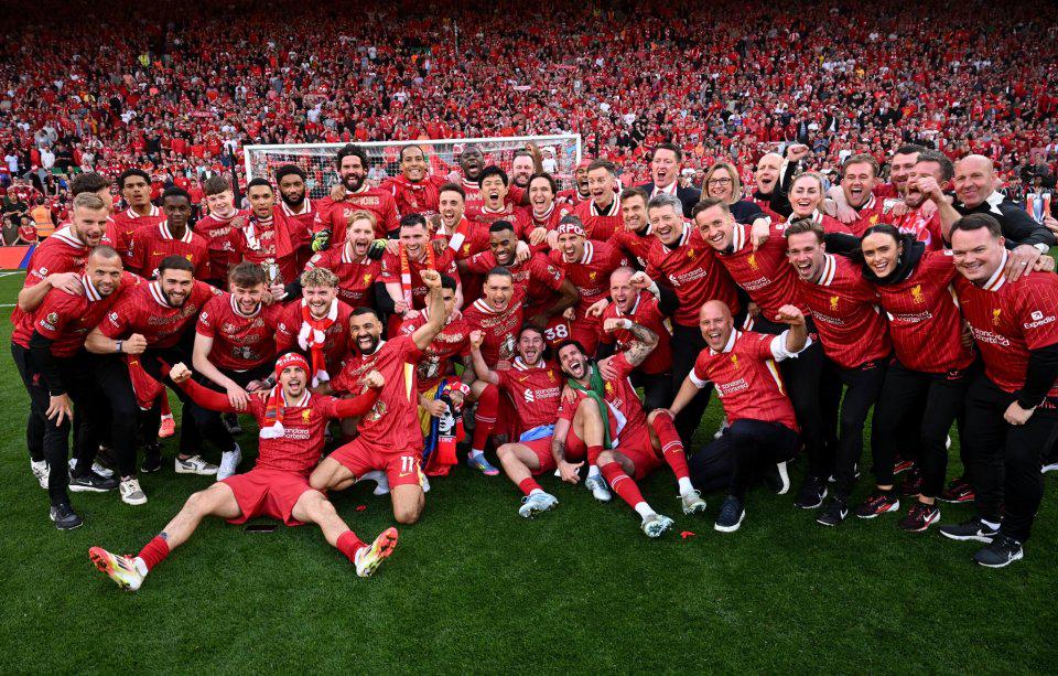 经纪人：若有球队有意圣地亚哥很正常，但他没离开米兰的想法（经纪人：有队看上圣地亚哥不意外，他不打算离开米兰）