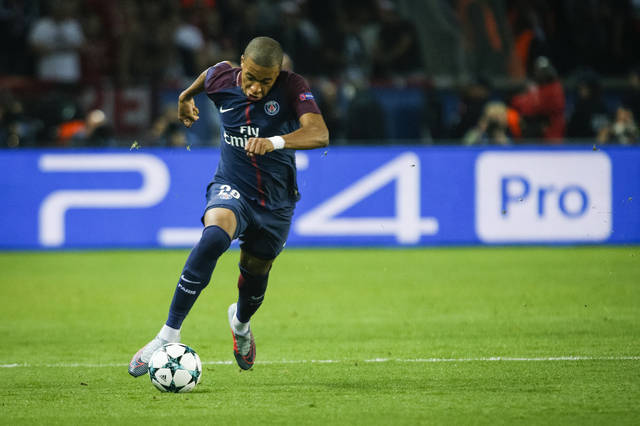 利物浦官方：伊萨克踝关节损伤+腓骨骨折，已于今日接受手术（利物浦官宣：伊萨克踝伤并腓骨骨折，今日已接受手术治疗）