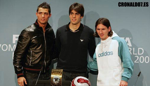 又遭末节逆转！快船本赛季第四节场均得分联盟倒数第二（末节再度被翻盘！快船本季第四节场均得分仅列联盟第29位）